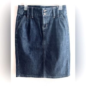 Banana Republic- Vintage denim pencil skirt, form-fitting and flattering!